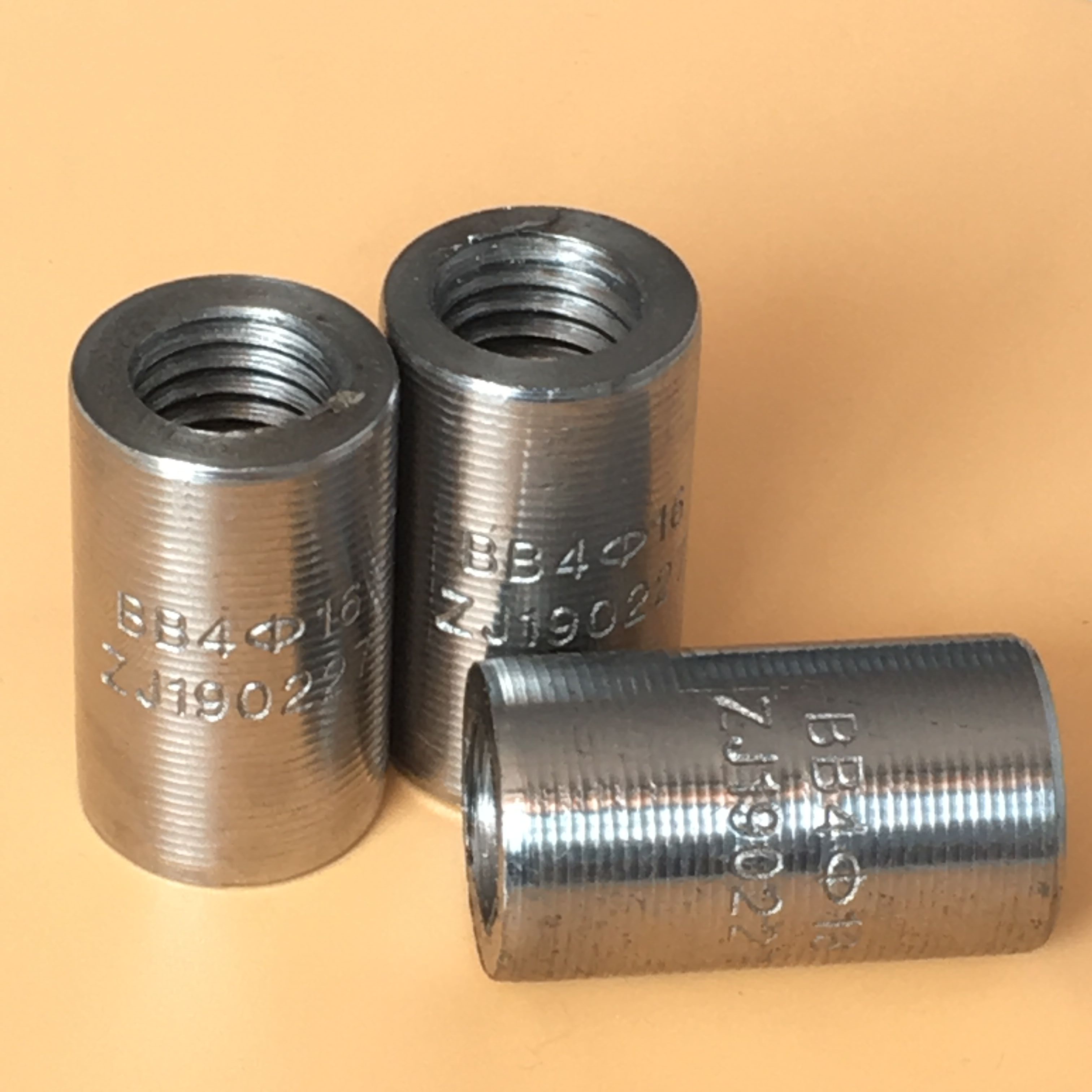 鋼筋連接套筒.jpg 鋼筋連接套筒.jpg